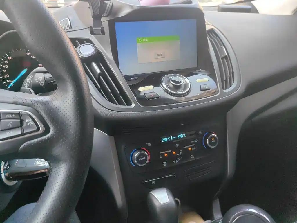 Kuga EcoBoost 180 2 WD