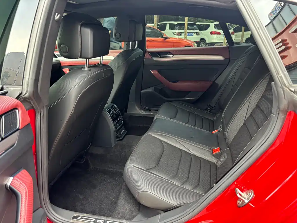 VW CC 330 TSI Charm Face CN-V