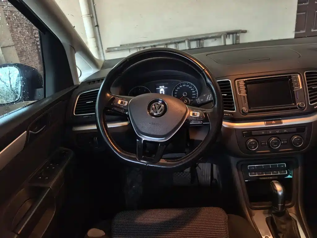 Sharan 380 TSI Comfort Enjoyment 7-seat