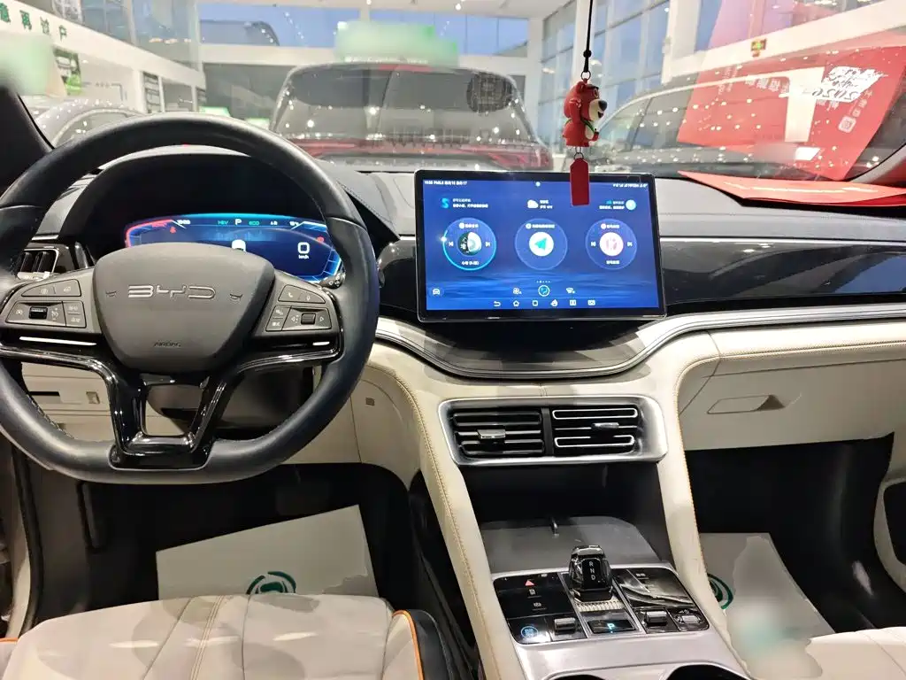 Song PLUS NEV Glory DM-i 110 km Flagship