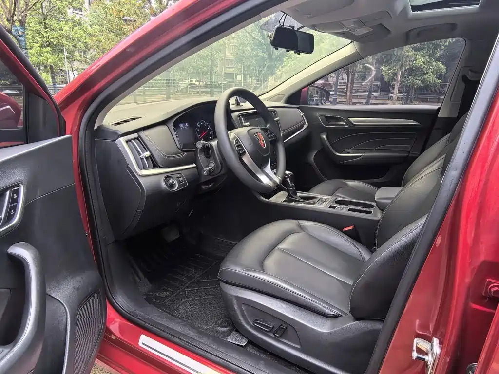 Roewe i6 Classic PLUS 1.6 L CVT 4 G Connected Glory Flagship