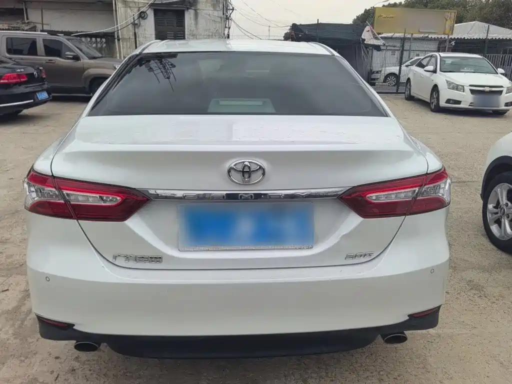 Camry 2.0 G Luxury CN-VI