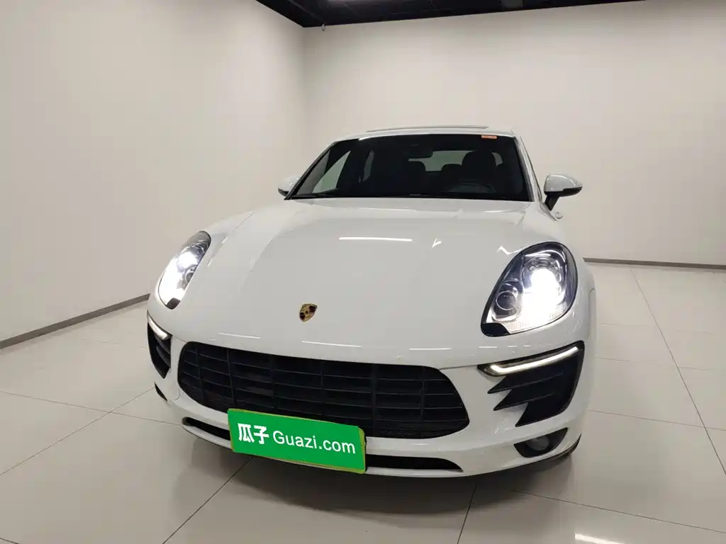 Macan Macan 2.0 T