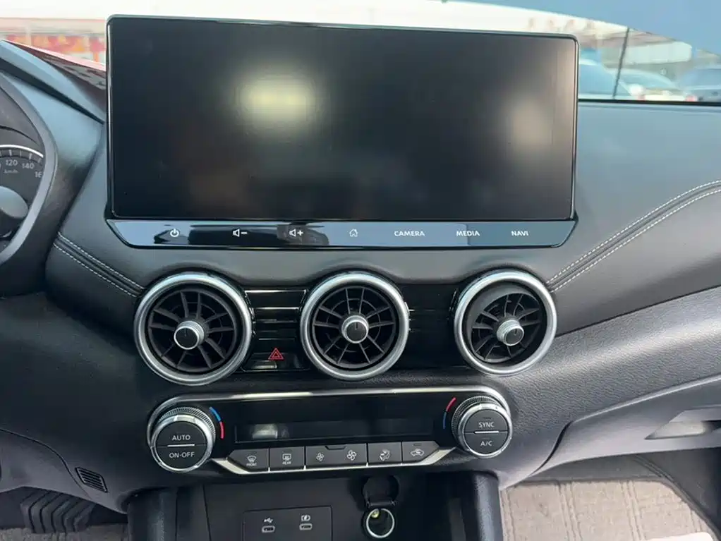 Sylphy Facelift 1.6 L CVT Joy