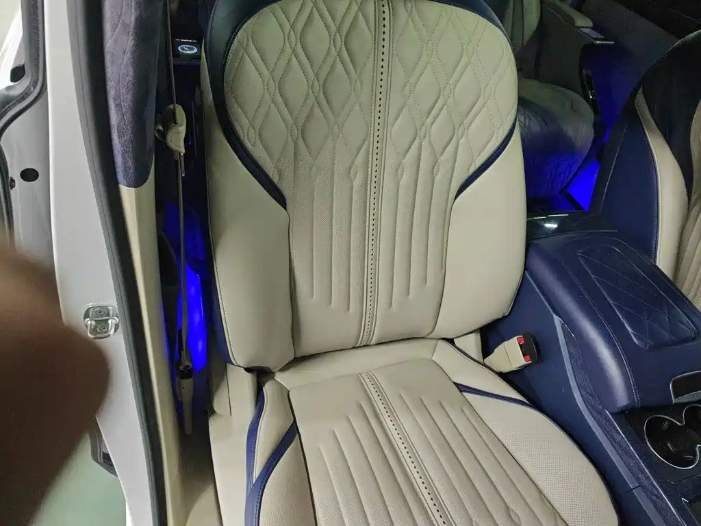 Buick GL8 ES LaCrosse 653 T Comfort