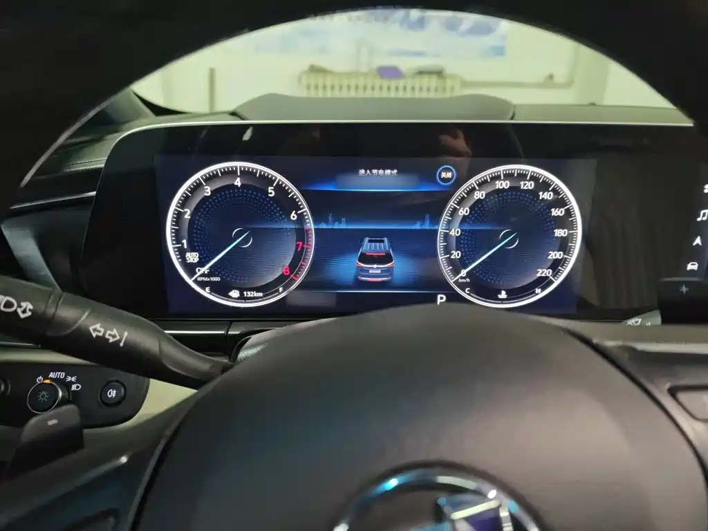Buick GL8 ES LaCrosse 653 T Comfort