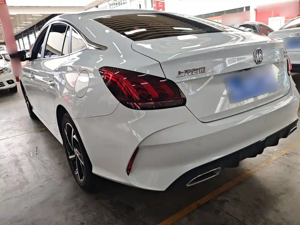 MG5 300 TGI DCT Youth Luxury Flagship