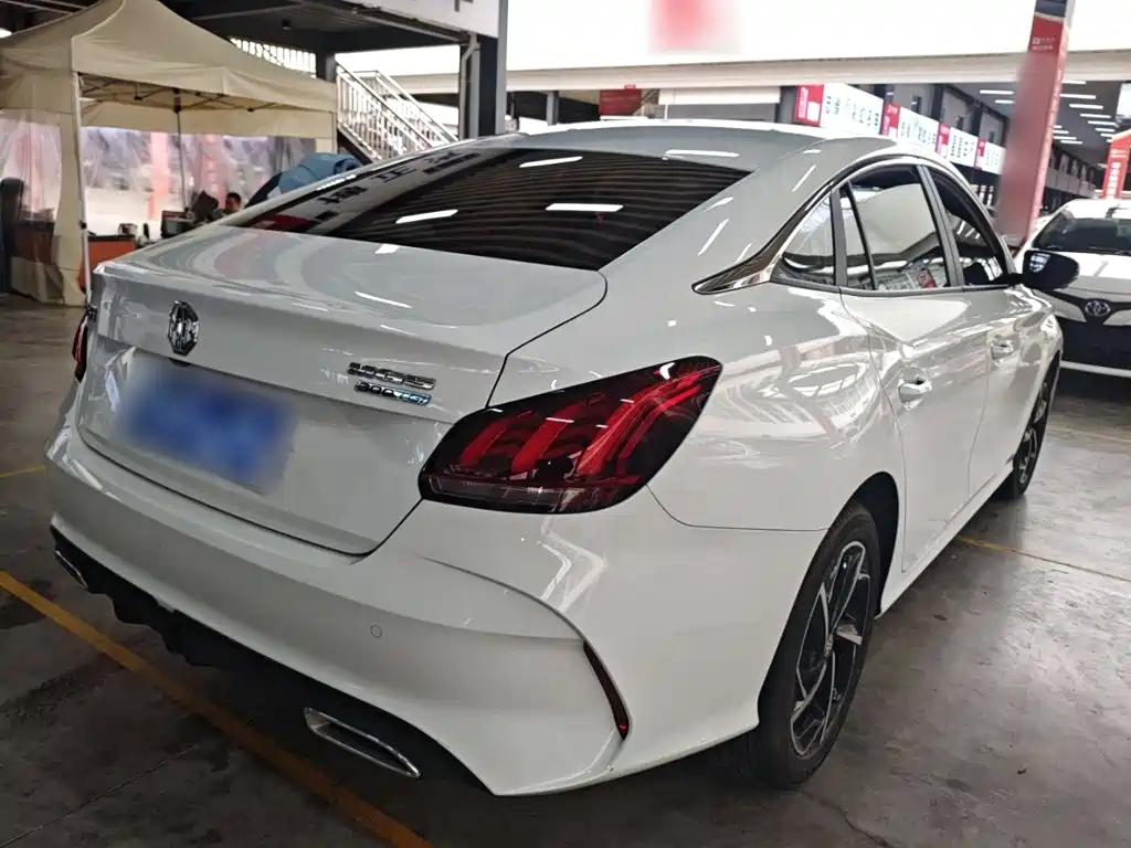 MG5 300 TGI DCT Youth Luxury Flagship