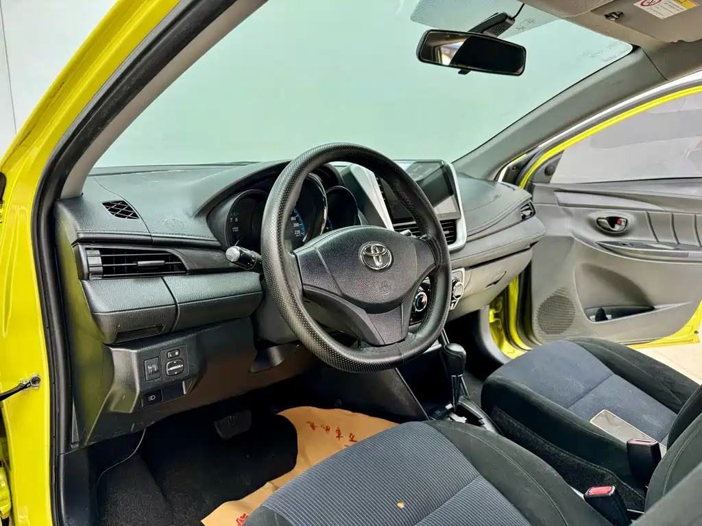 YARiS L Zhixuan Facelift 1.5 E CVT Charm Motion
