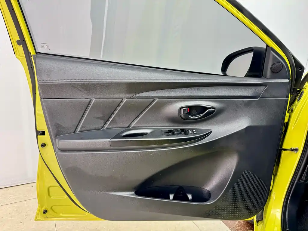 YARiS L Zhixuan Facelift 1.5 E CVT Charm Motion