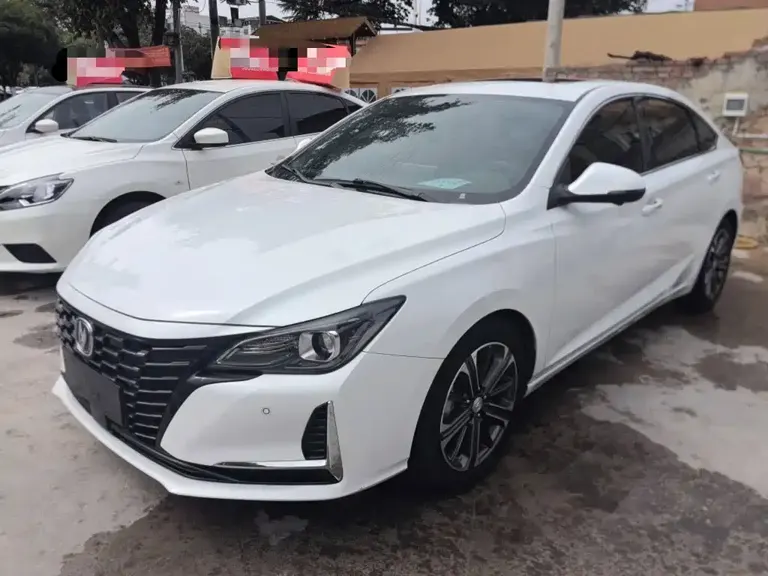 Changan Ruicheng CC Blue Whale 1.5 T DCT Luxury