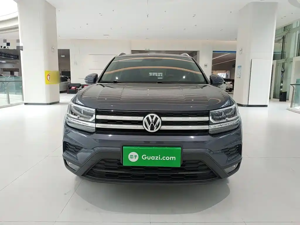 Tharu 280 TSI 2 WD Luxury PLUS CN-VI