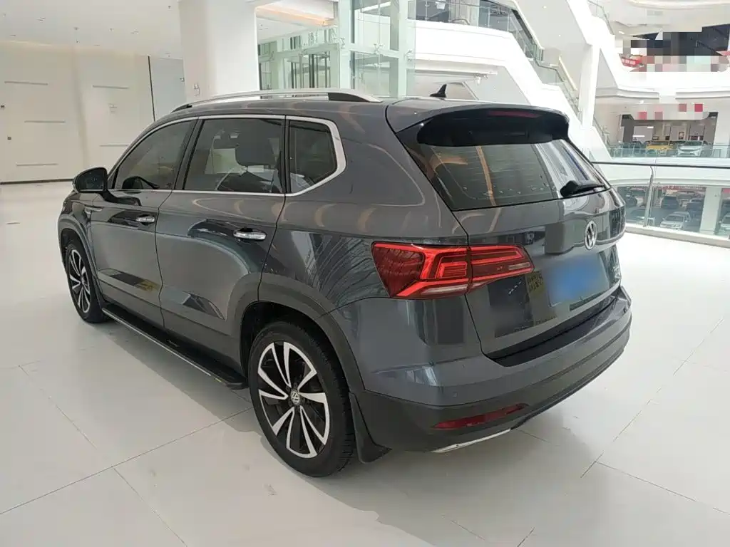 Tharu 280 TSI 2 WD Luxury PLUS CN-VI