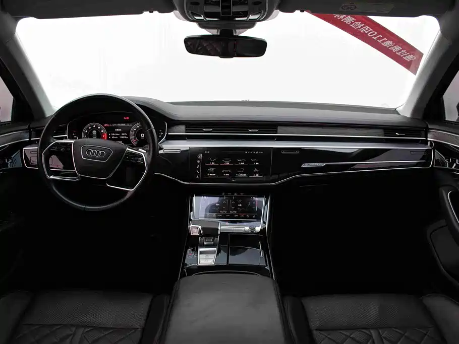 Audi A8 A8 L 50 TFSI quattro Comfort