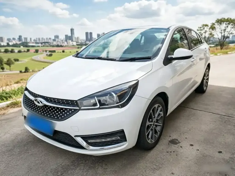 Chery Arrizo 5 PRO 1.5 L CVT Youth