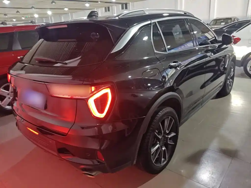 Lynk & Co 01 2.0 TD 2 WD Pro