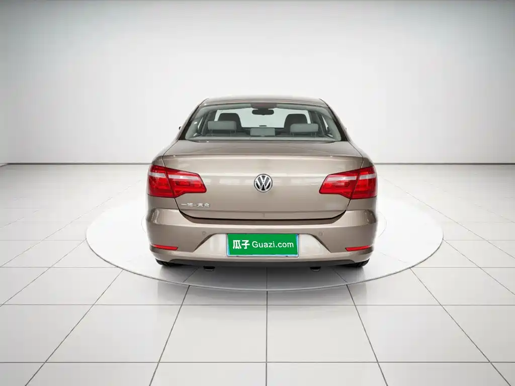 Bora Quality Value 1.6 L Auto Fashion