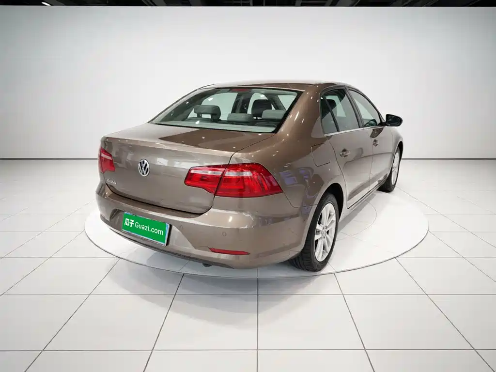 Bora Quality Value 1.6 L Auto Fashion