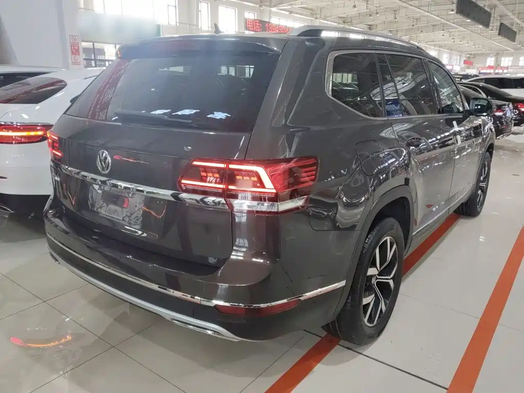 Teramont 330 TSI 2 WD Luxury CN-V