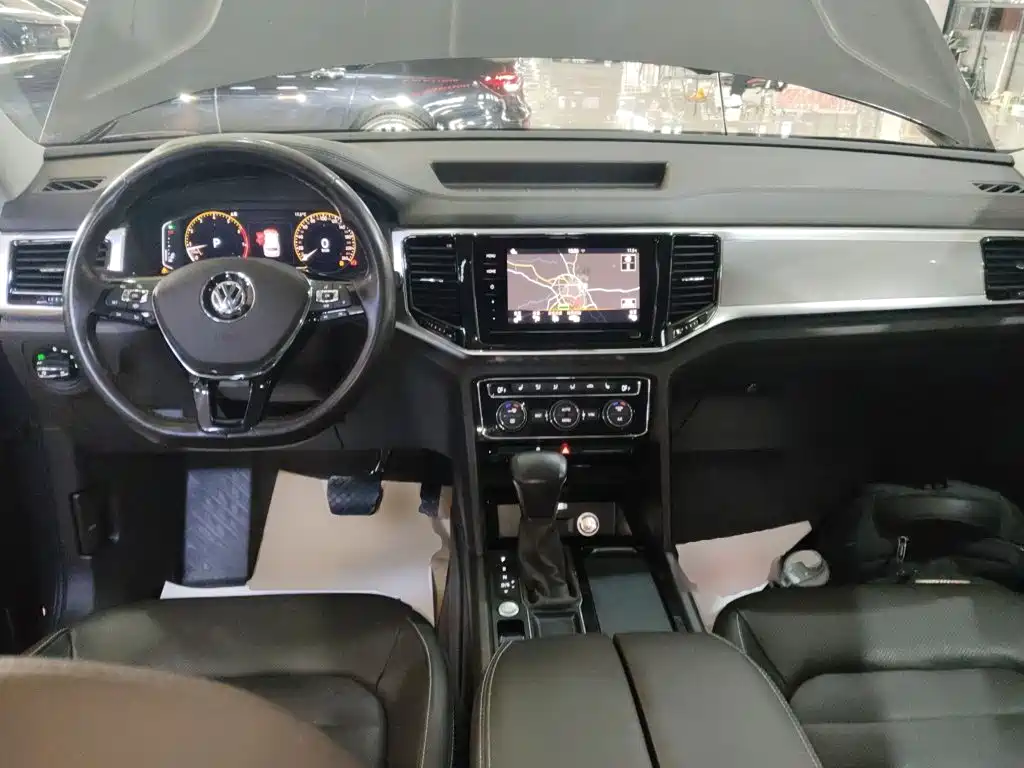 Teramont 330 TSI 2 WD Luxury CN-V