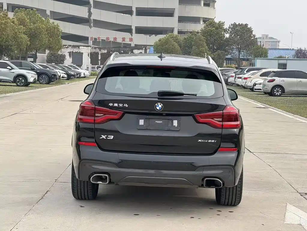 BMW X3 xDrive28 i M Sport Package