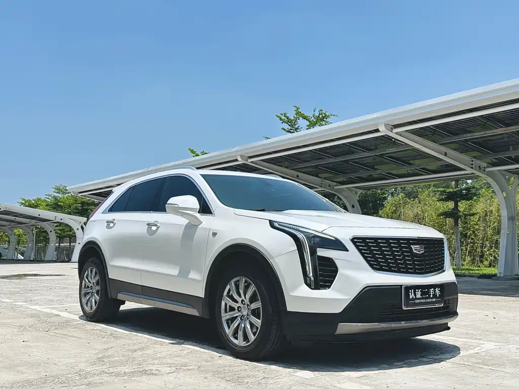 Cadillac XT4 28 T 2 WD Luxury