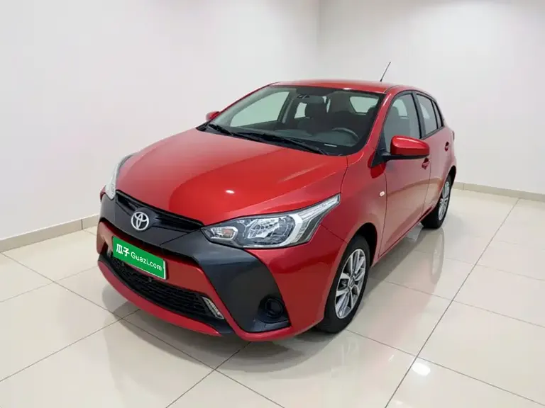 Toyota YARiS L Zhixuan 1.5 L CVT Leading