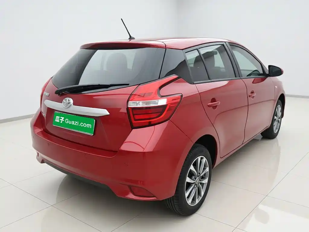 YARiS L Zhixuan 1.5 L CVT Leading