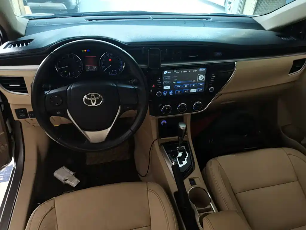 Corolla 1.6 L CVT GL-i Leather