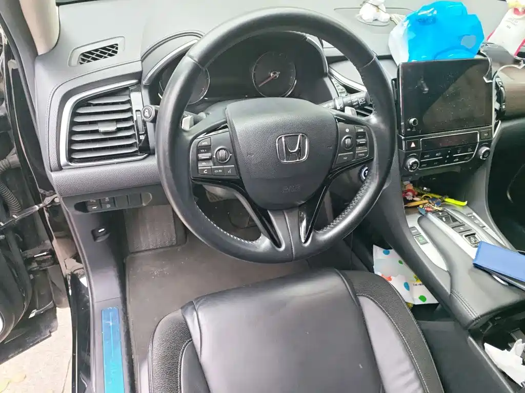 Avancier 370 TURBO 4 WD Premium