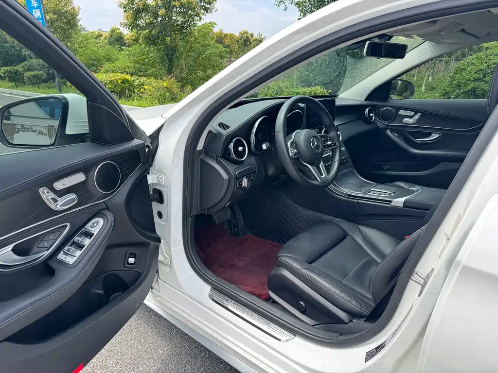 Mercedes-Benz C-Class C 260 L Sport