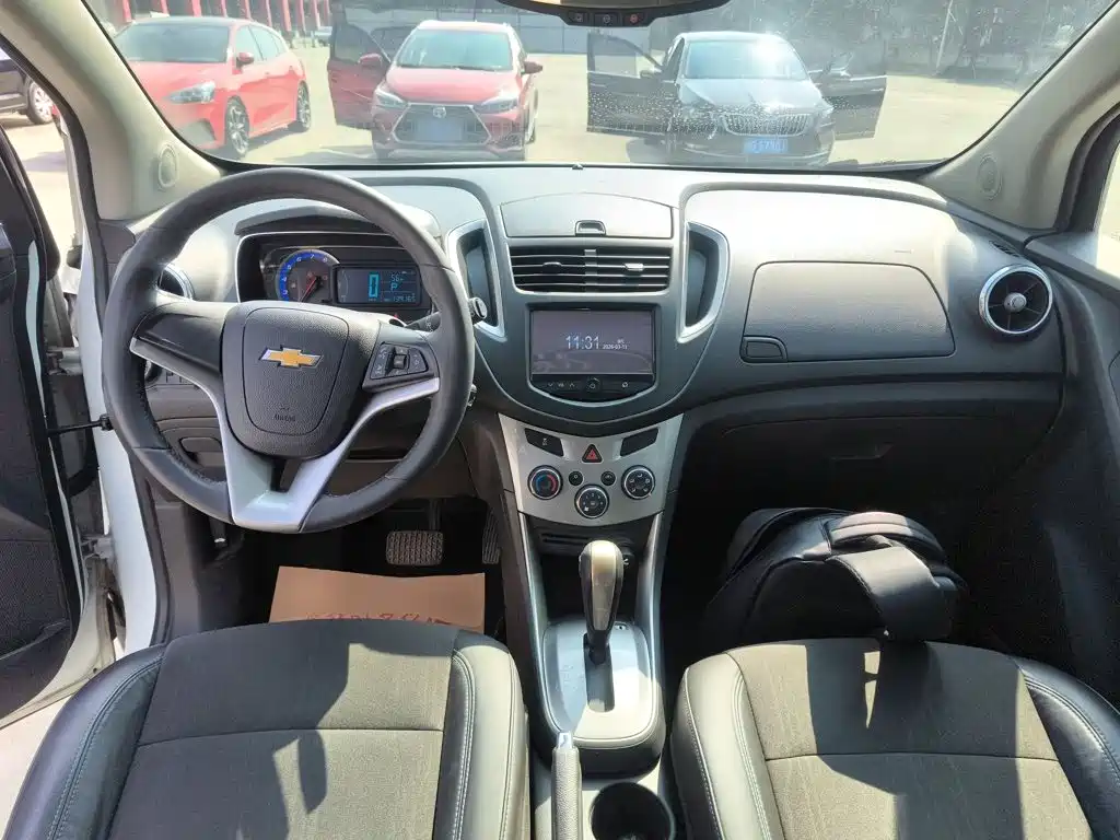 Tracker 1.4 T Auto 2 WD Luxury