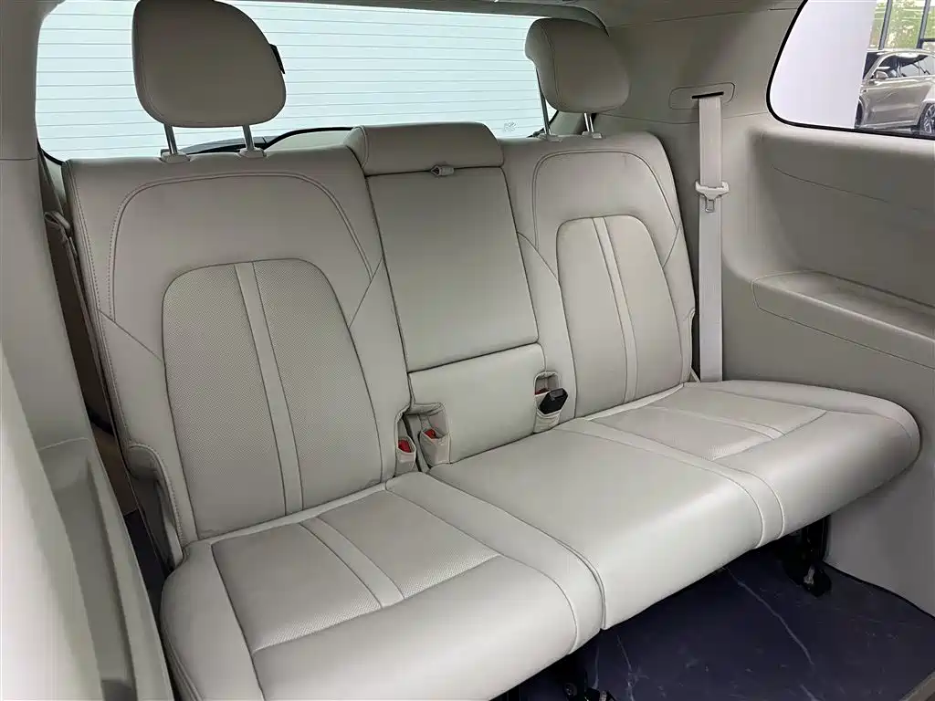 Buick GL8 28 T Avenir Avenir CN-V