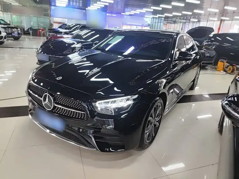 Mercedes-Benz E-Class Facelift III E 300 L Sport Luxury