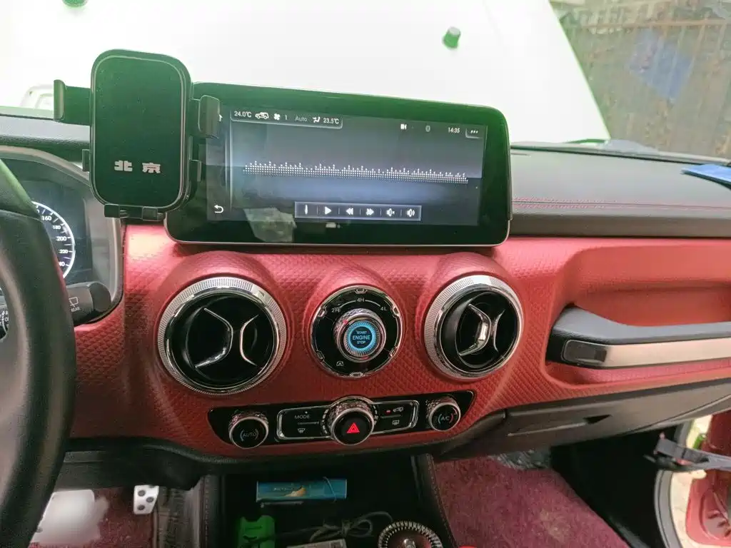 BAIC BJ40 2.0 T Auto 4 WD Tribute 2020 Swordsman