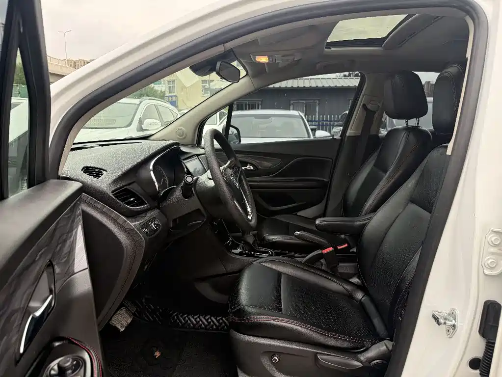 Encore 18 T Auto 2 WD Urban Leading