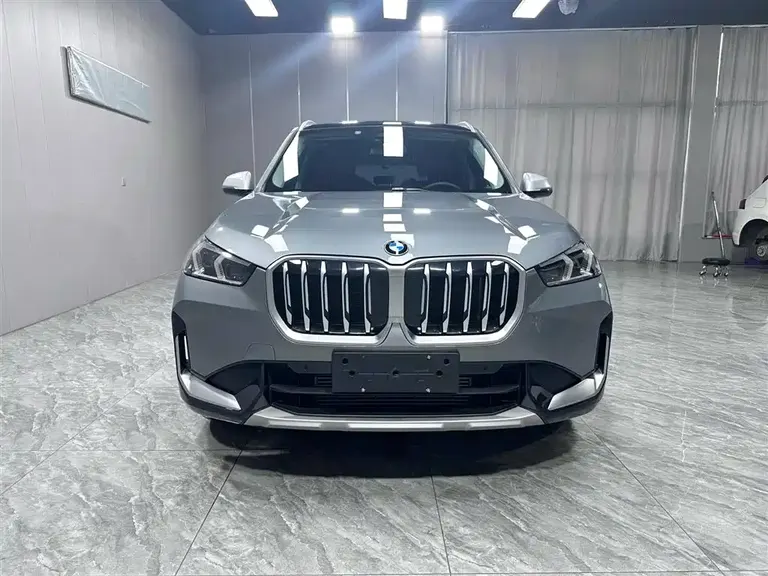 BMW X1 sDrive20 Li X Design Package