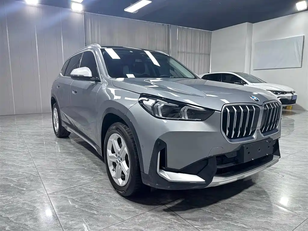 BMW X1 sDrive20 Li X Design Package