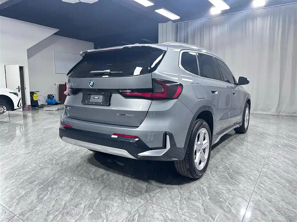 BMW X1 sDrive20 Li X Design Package