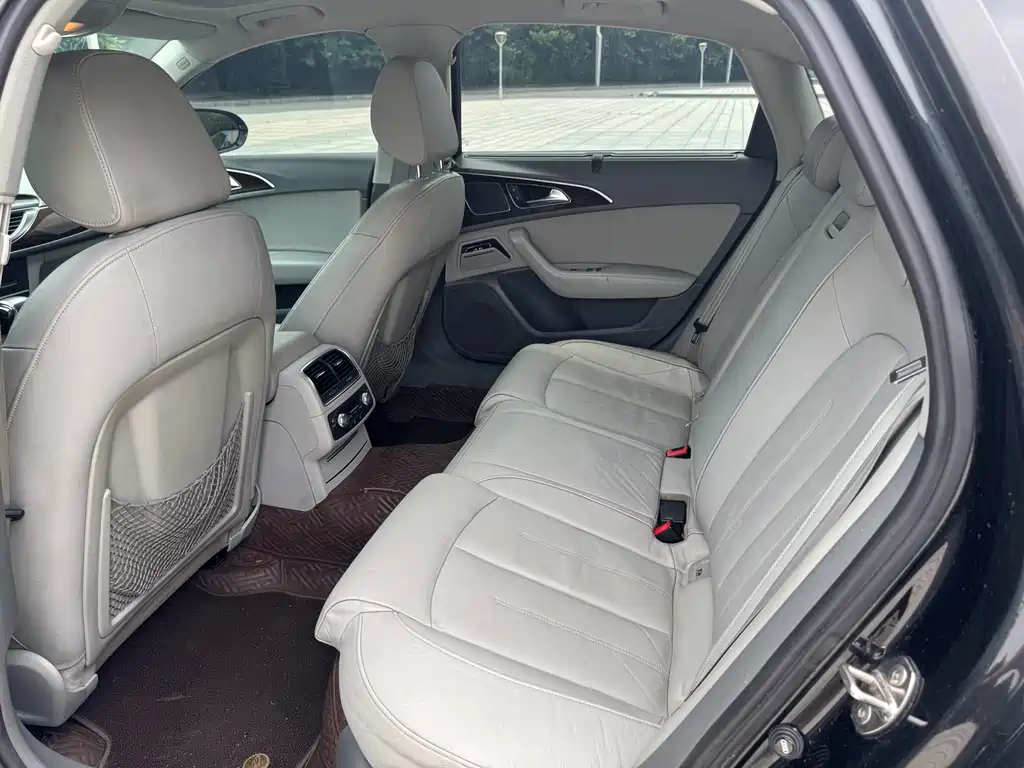 Audi A6 L 30 FSI Comfort