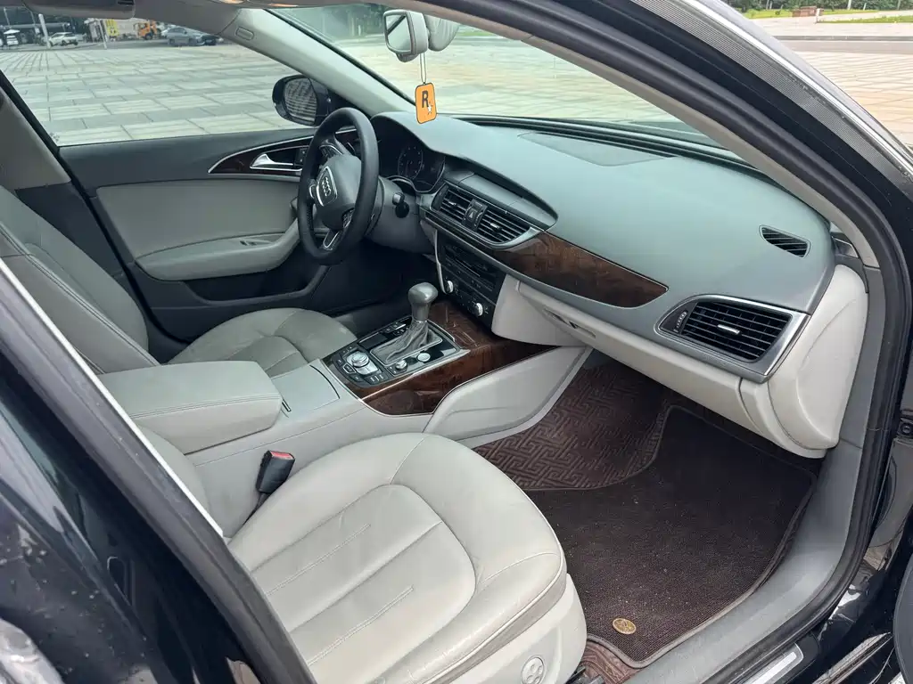 Audi A6 L 30 FSI Comfort