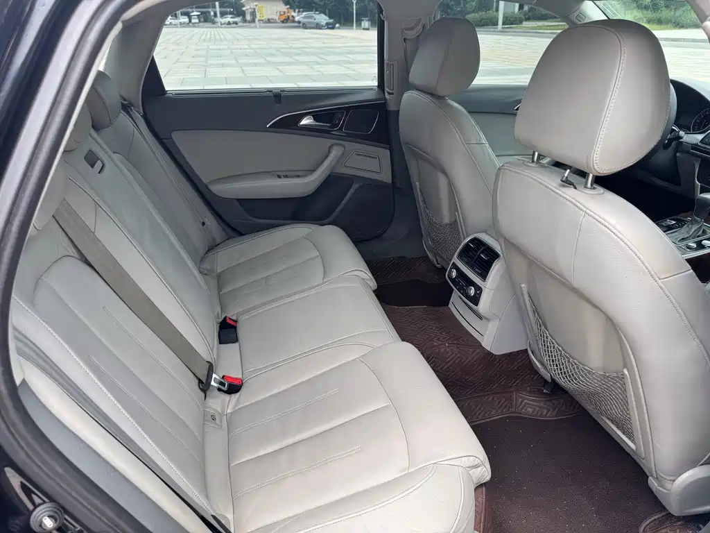 Audi A6 L 30 FSI Comfort