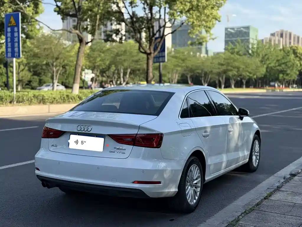 Audi A3 Limousine 35 TFSI Leading Elite