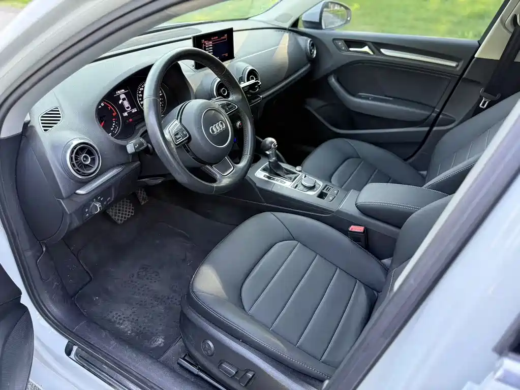 Audi A3 Limousine 35 TFSI Leading Elite
