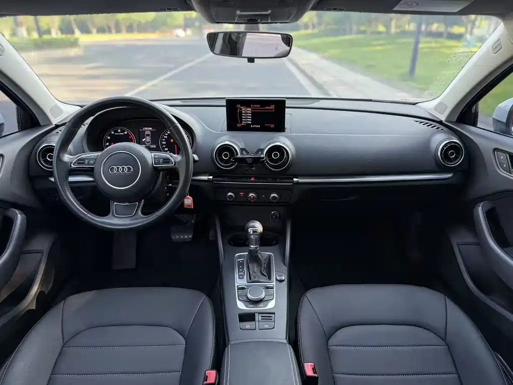 Audi A3 Limousine 35 TFSI Leading Elite