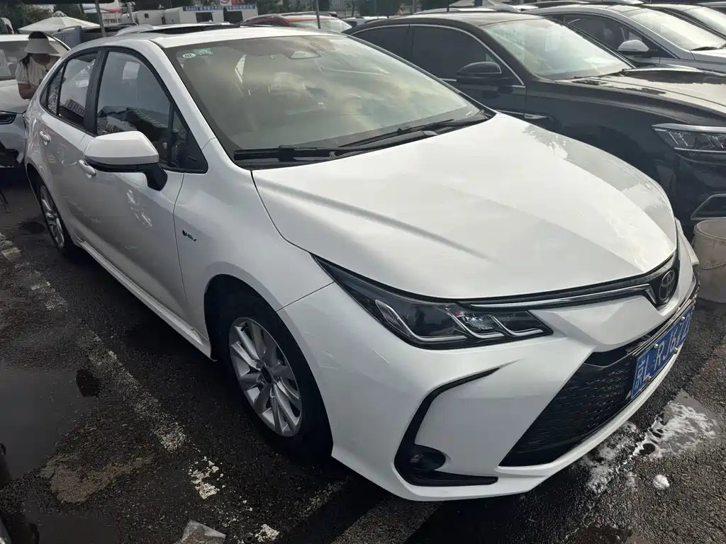 Corolla 卡罗拉 2025款 1.8 L 智能电混双擎 先锋版