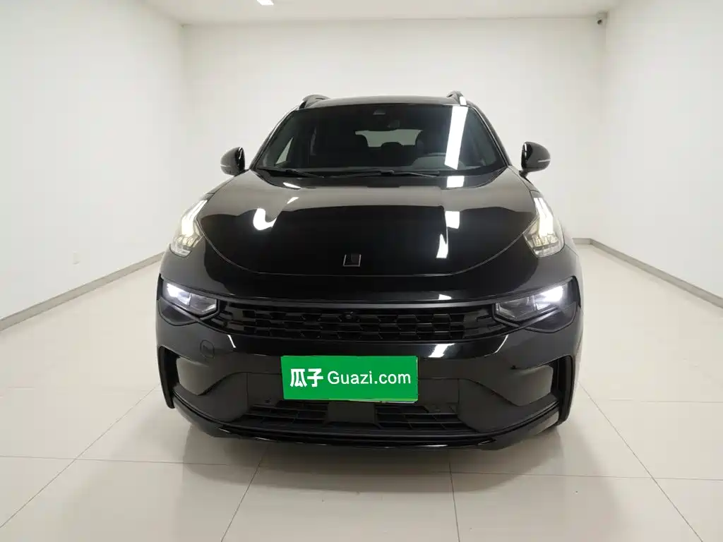 Lynk & Co 01 2.0 TD 4 WD Dark Night