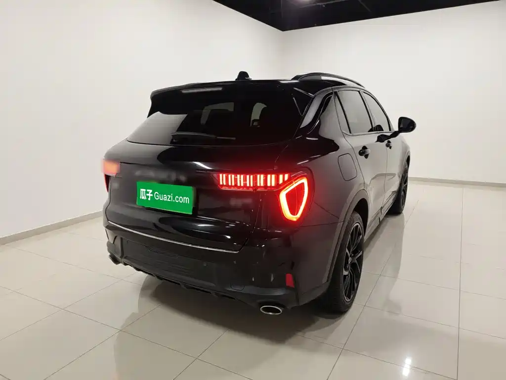 Lynk & Co 01 2.0 TD 4 WD Dark Night