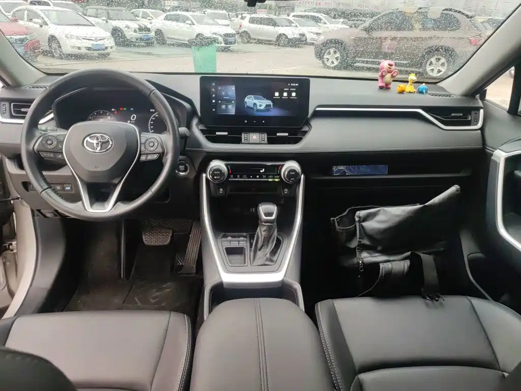 Wildlander 2.0 L CVT 2 WD Luxury PLUS
