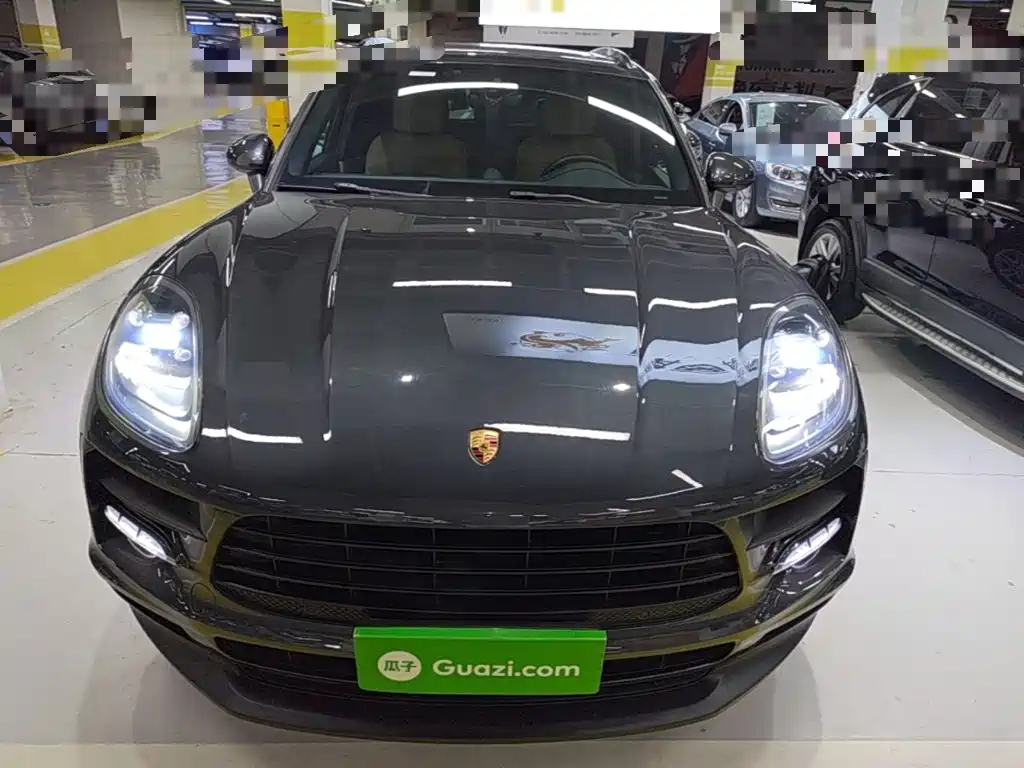 Macan Macan 2.0 T